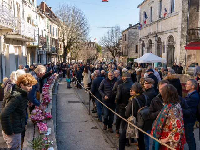Rue du Marché aux truffes Lalbenque