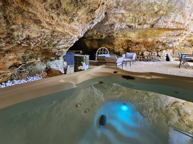 Chambre d'hôte insolite Milharoc - Aude Leconte Lot Tourisme